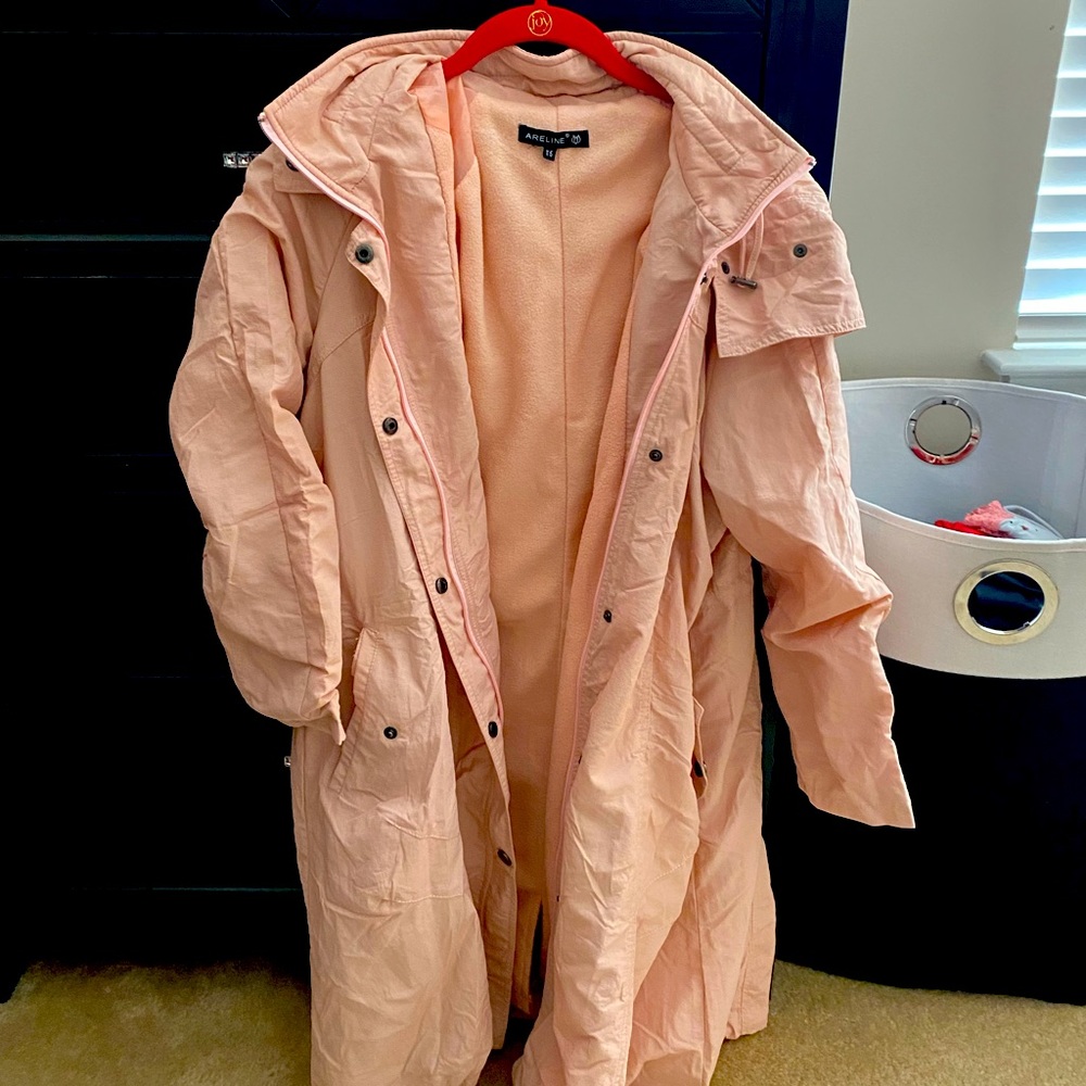 Areline, T5 light pink puff coat